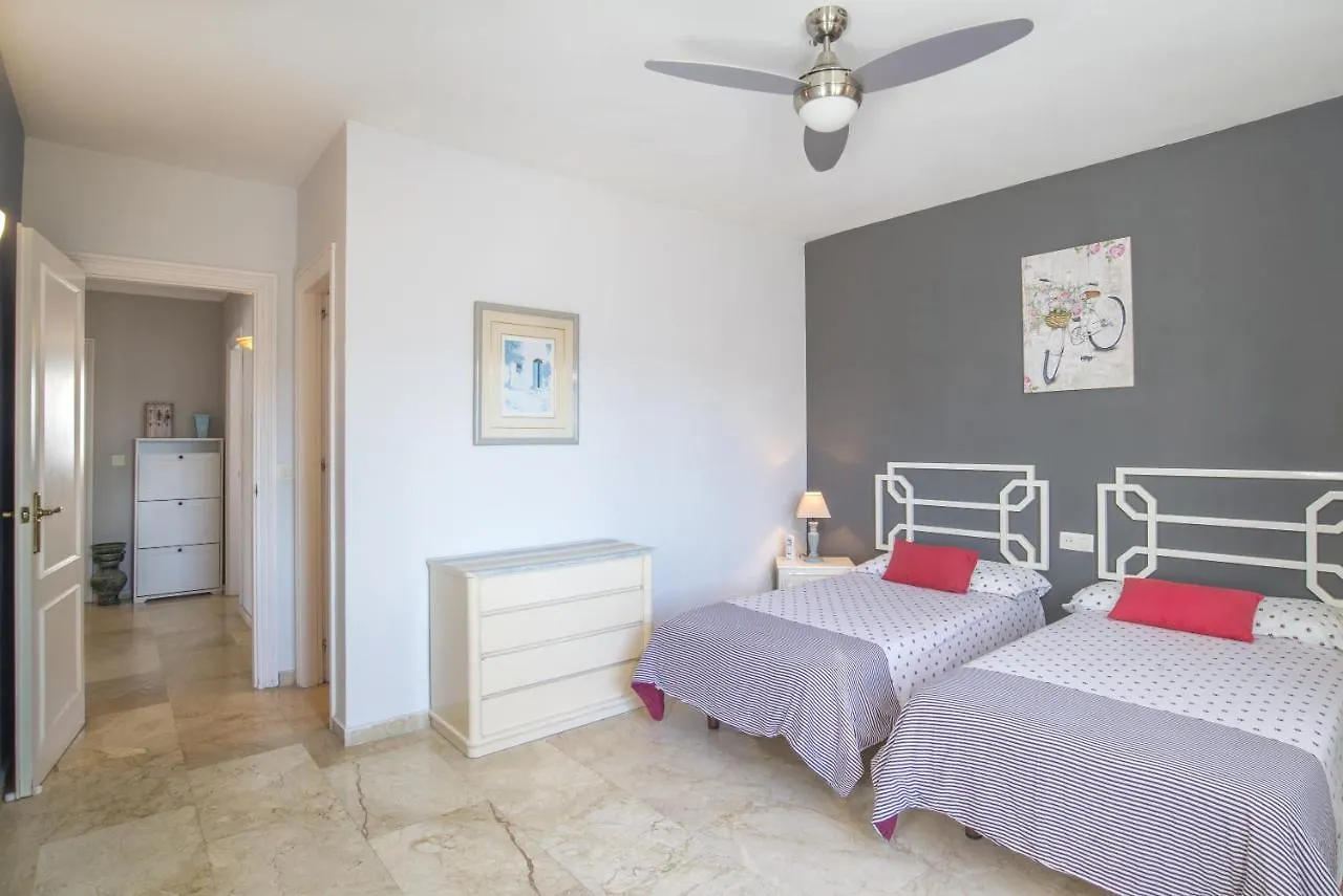 Apartamento Palmeras De Benavista Apartment Estepona Spain